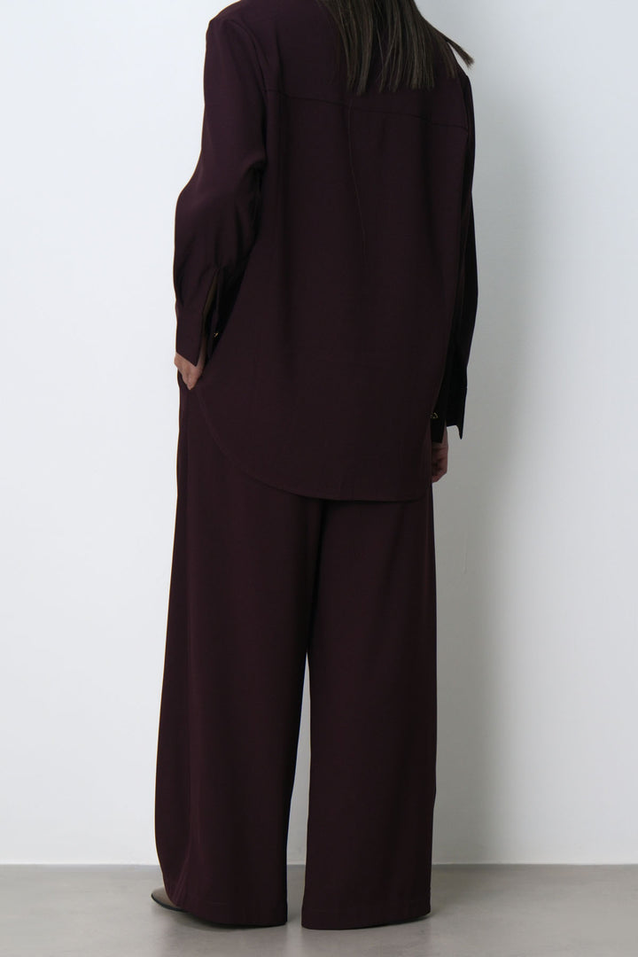 WINE FLOW PLEATED PANTS