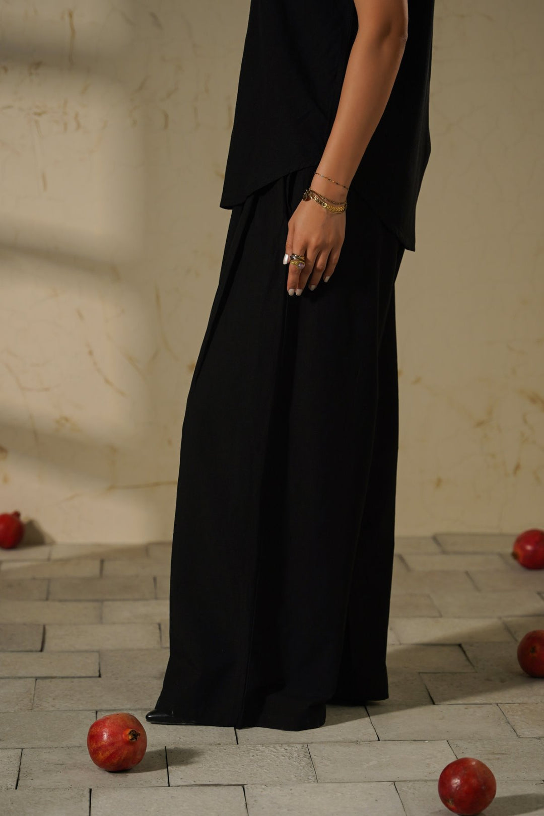 BLACK COTTON LINEN PLEAT PANTS