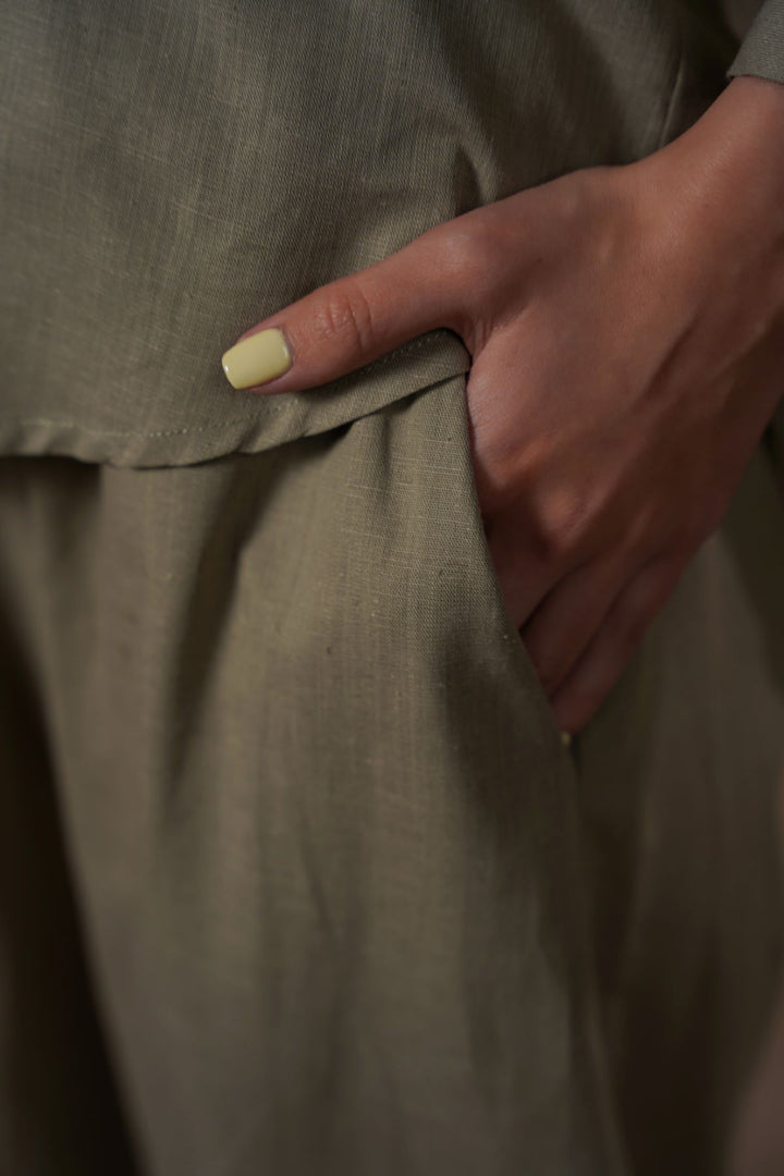 BEIGE ANKLE BALLOON PANTS