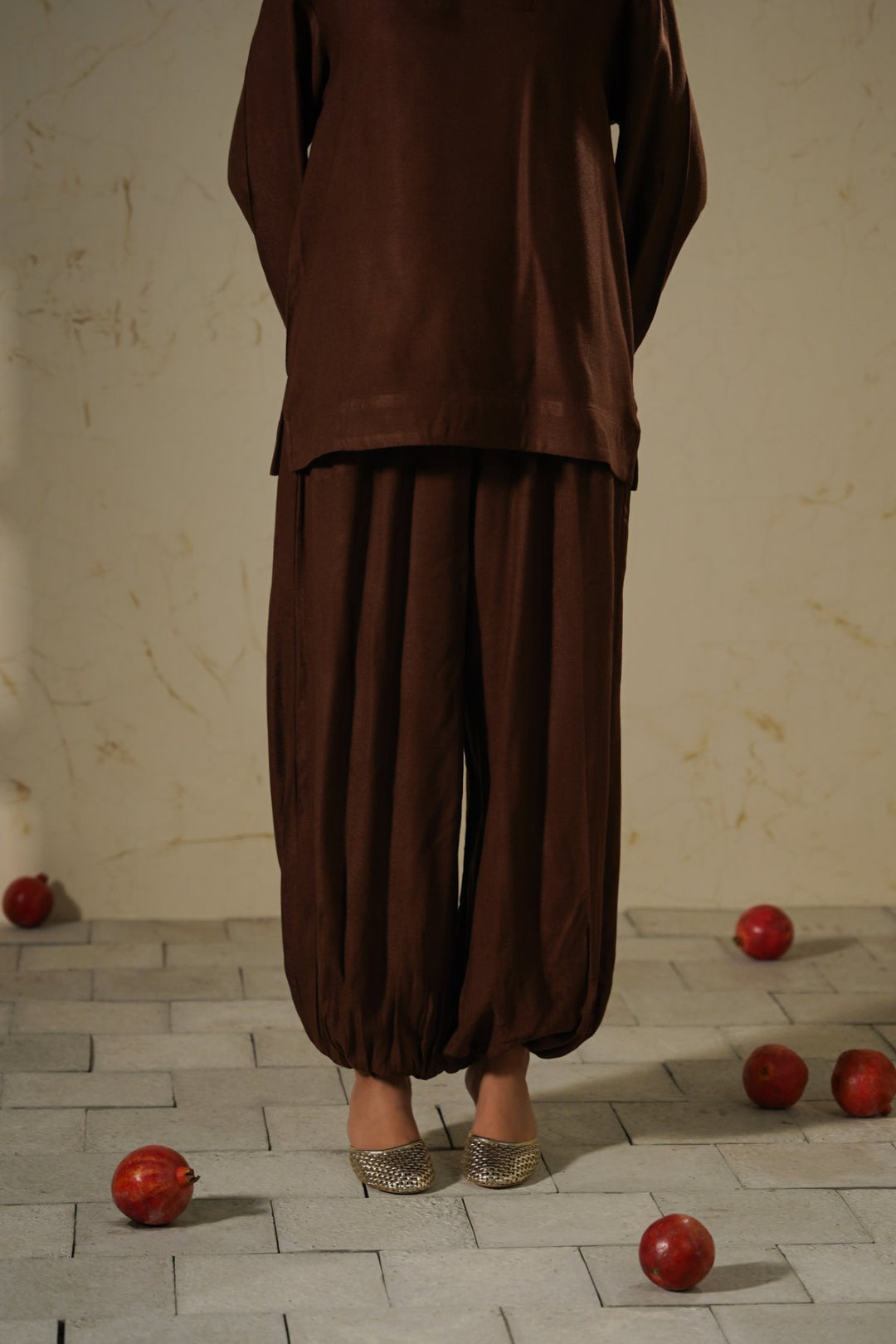BROWN SLOUCHY HAREM PANTS