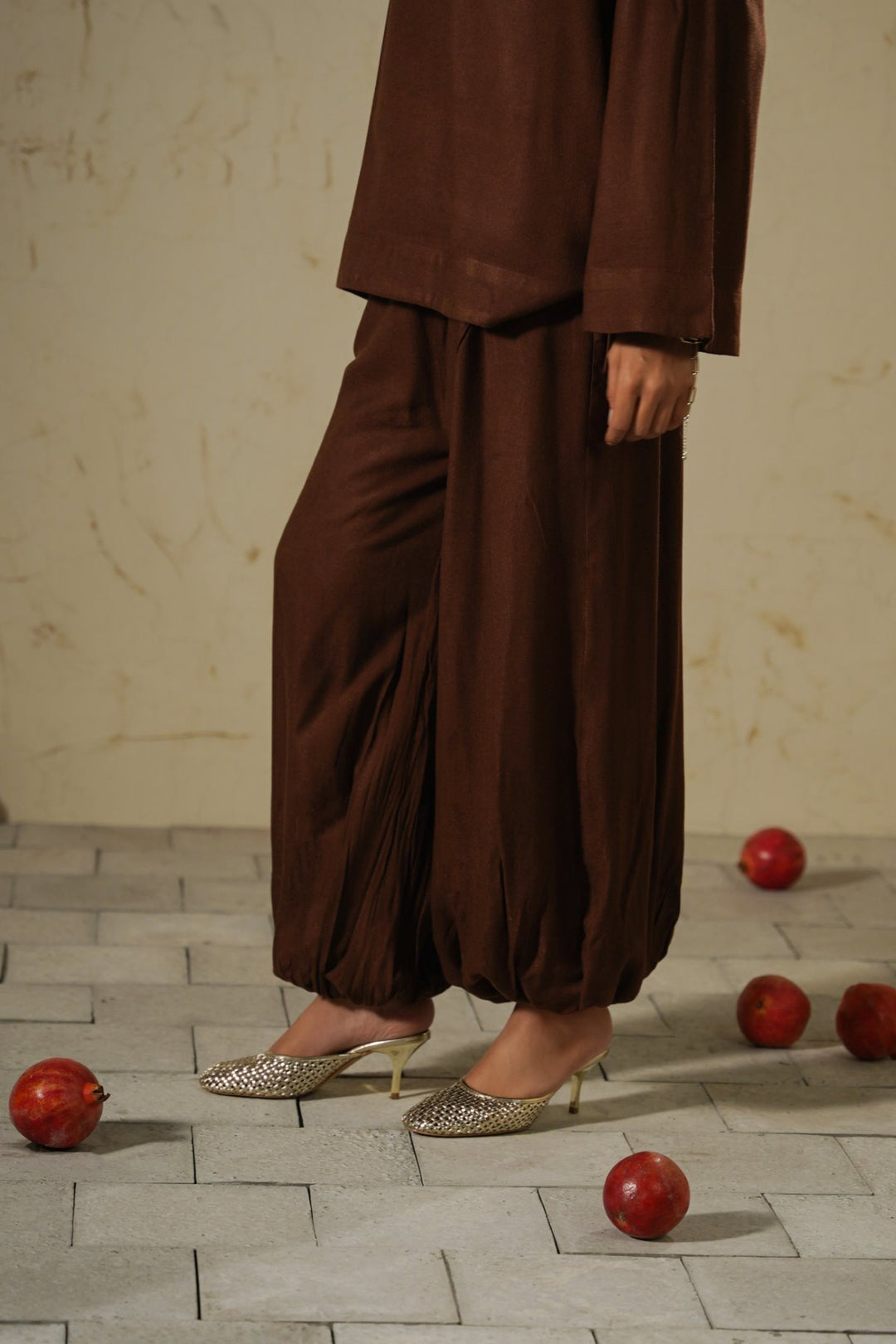 BROWN SLOUCHY HAREM PANTS