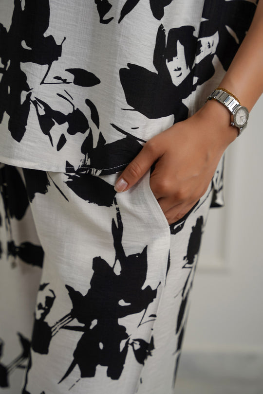 BLACK ABSTRACT RESORT PANTS