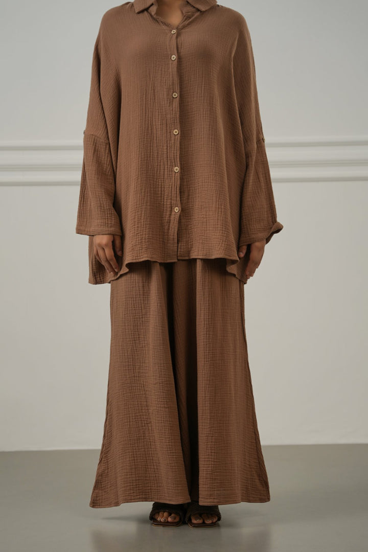 BROWN SMOCKED WAIST MUSLIN PANTS