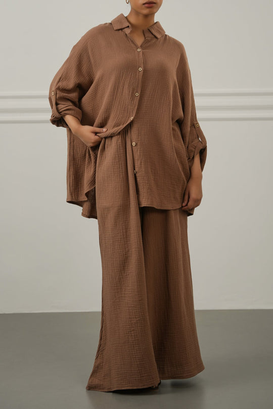 BROWN SMOCKED WAIST MUSLIN PANTS