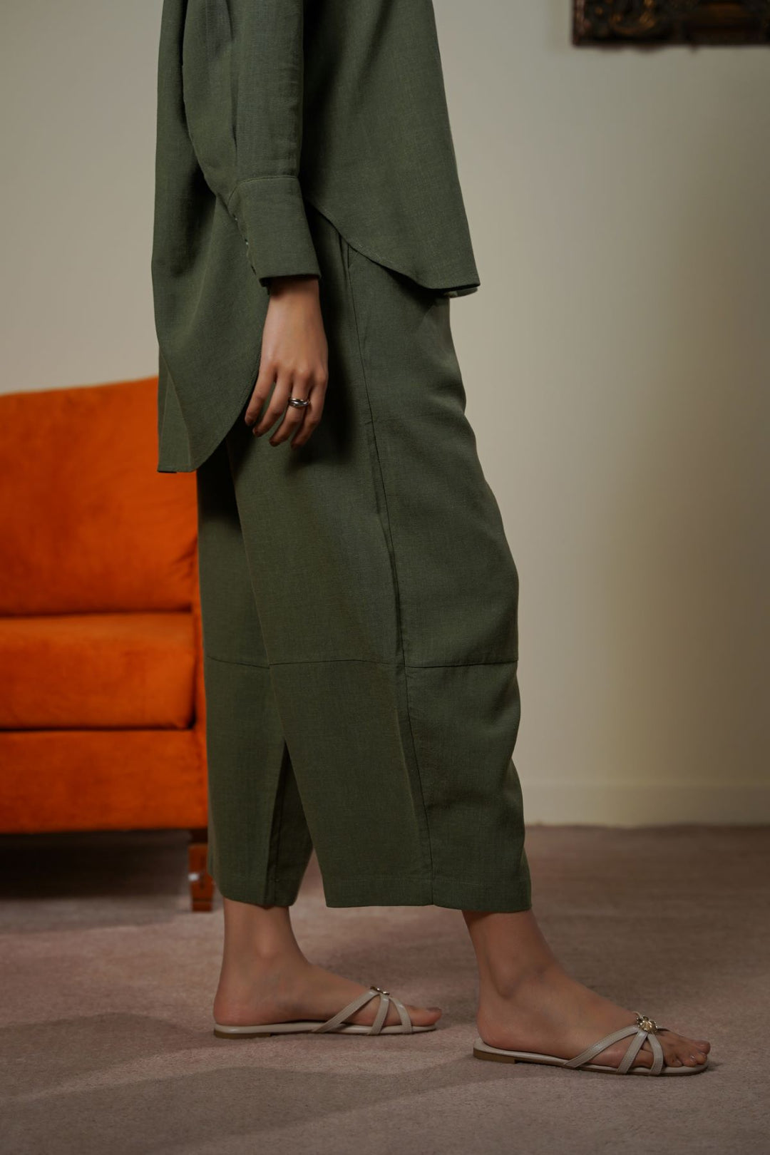 GREEN PLANT FIBER COCOON PANTS