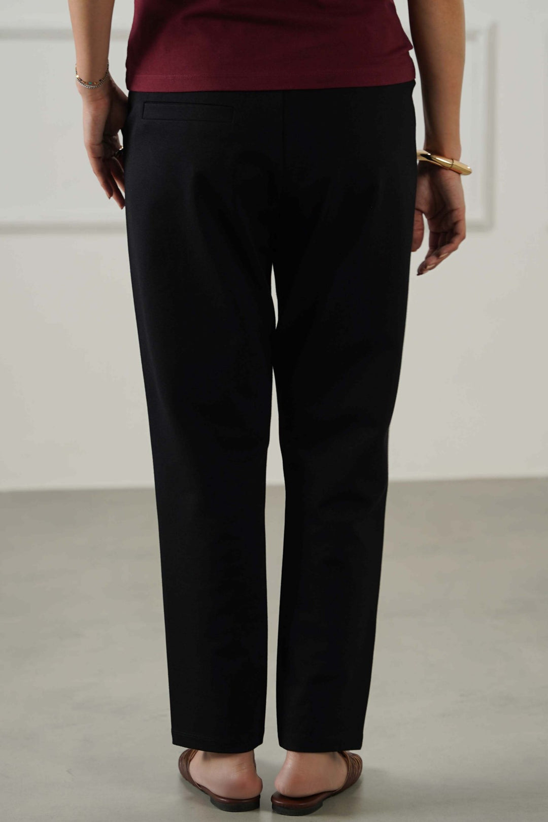 BLACK TAPERED PANTS WITH DRAWCORD