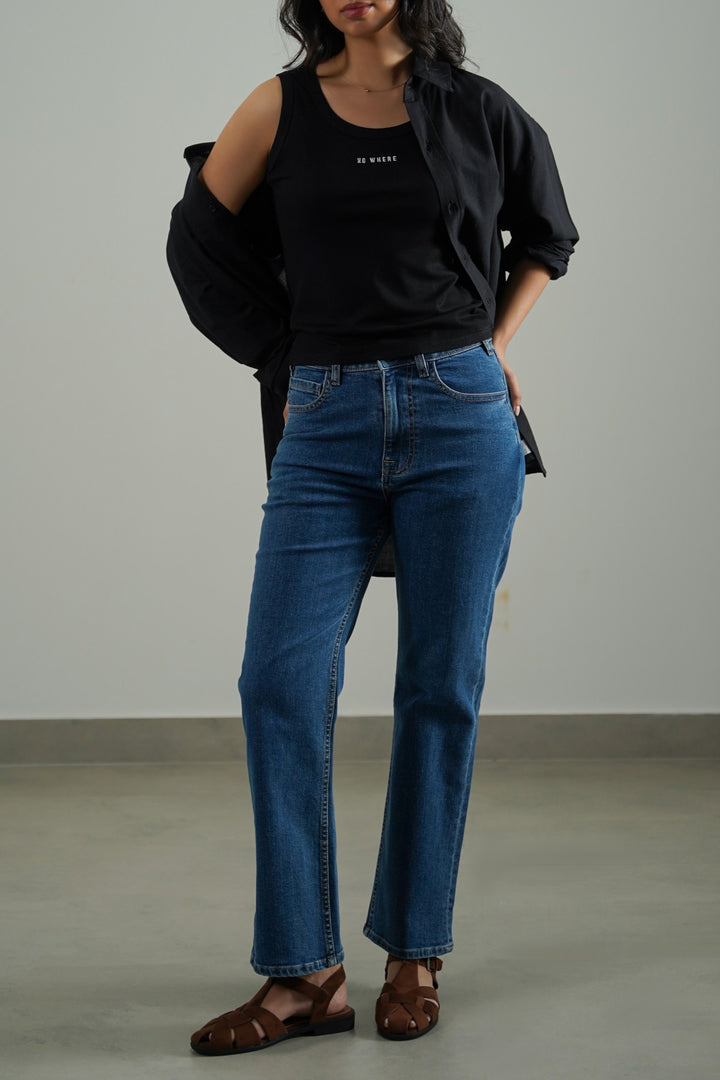 MID BLUE CLASSIC STRAIGHT JEANS