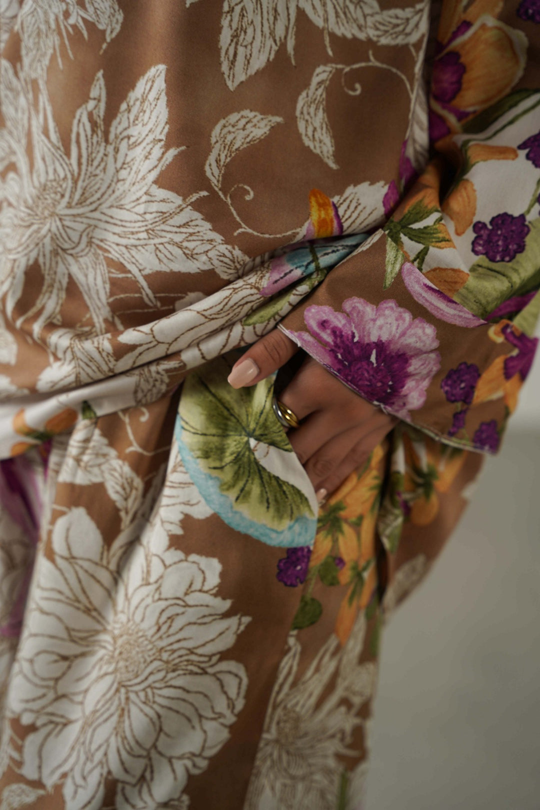 BEIGE GARDEN KALEIDOSCOPE PANTS