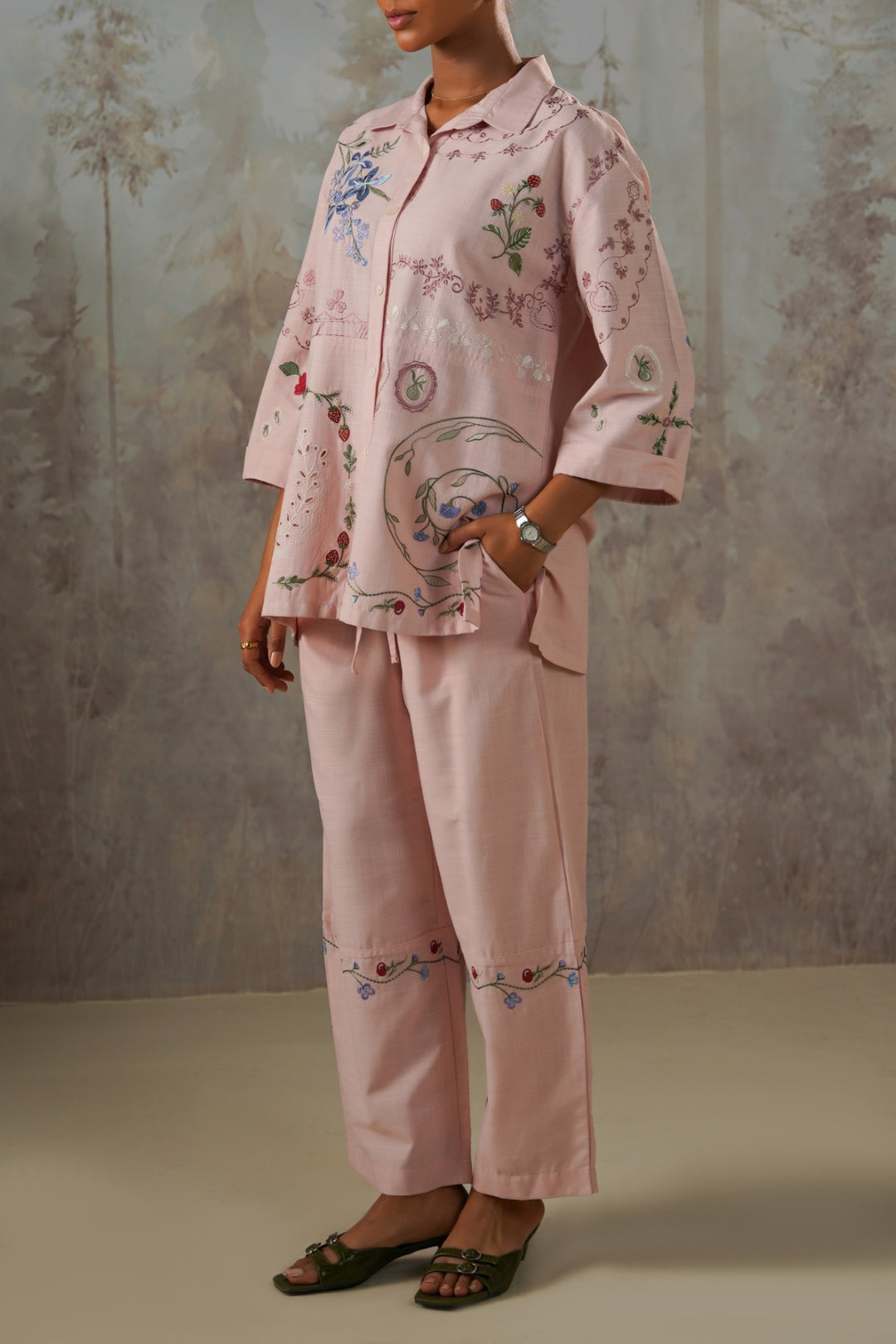 LIGHT PINK PINK BERRY BARREL PANTS