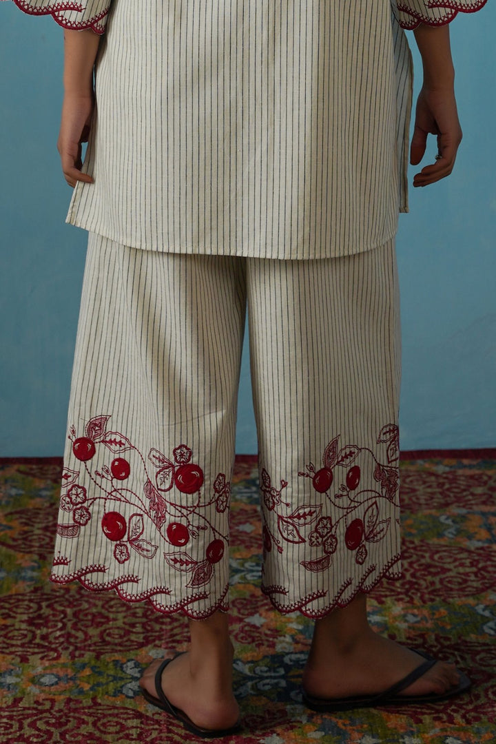 ECRU CHERRY STORY PINSTRIPE CULOTTES