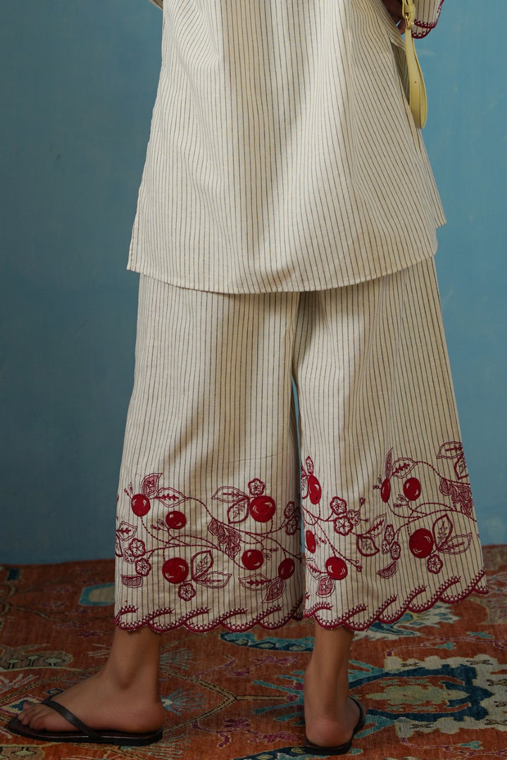 ECRU CHERRY STORY PINSTRIPE CULOTTES
