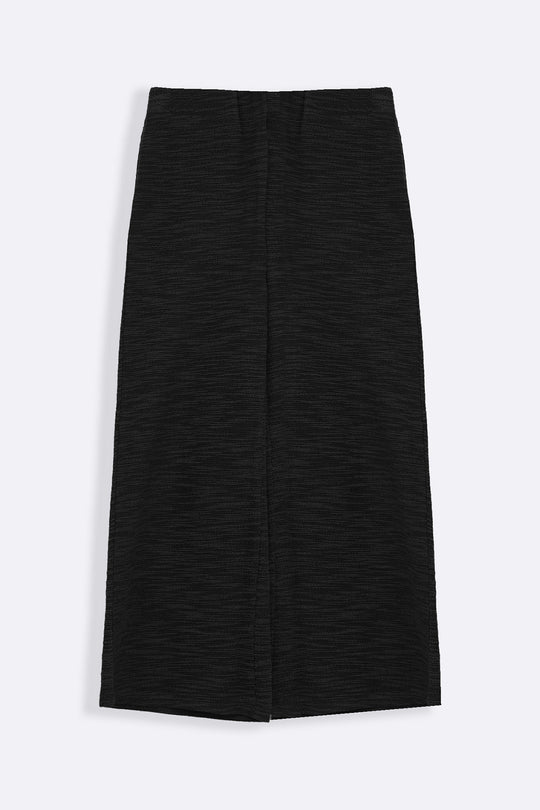 BLACK STRAIGHT TEXTURED PANTS