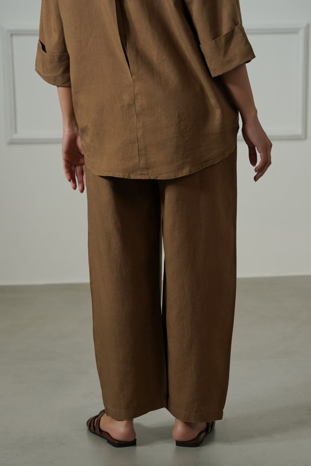 BROWN LYOCELL LINEN EASE PANTS