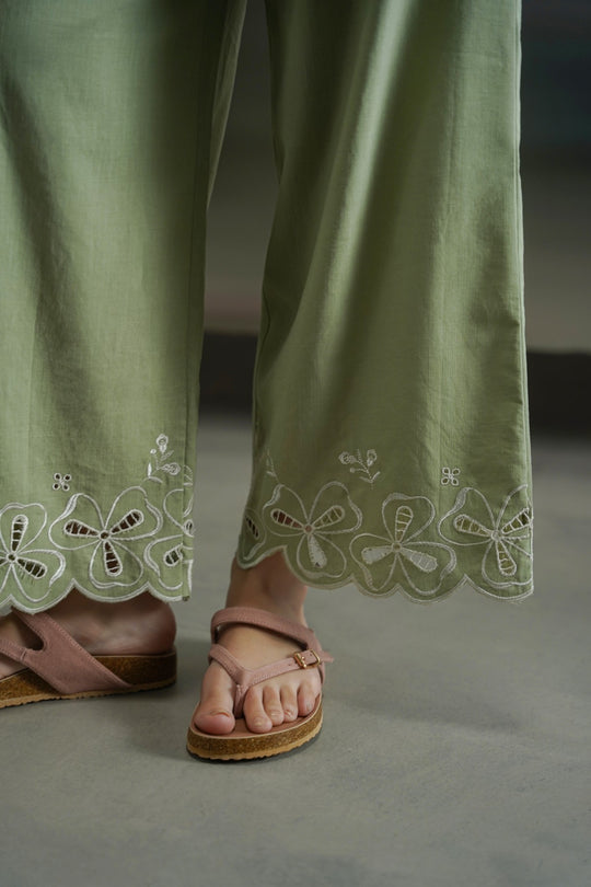 GREEN ALWAYS SPRING EMBROIDERY CULOTTES
