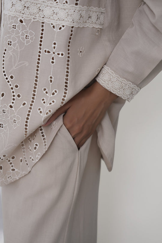BEIGE FILIGREE EMBROIDERED CULOTTES