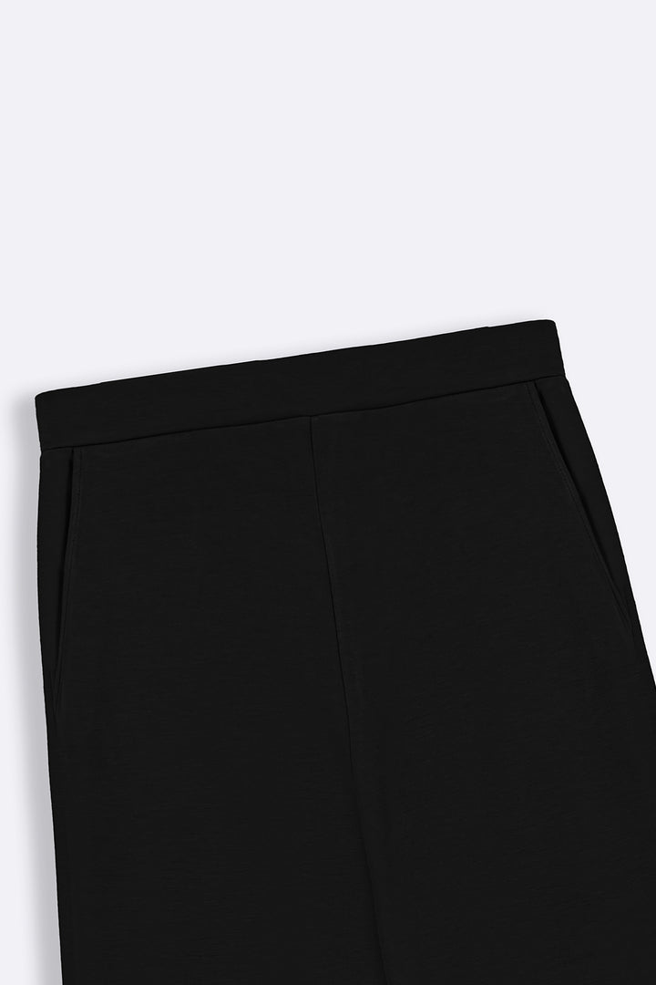 BLACK COMFY WIDE TROUSERS