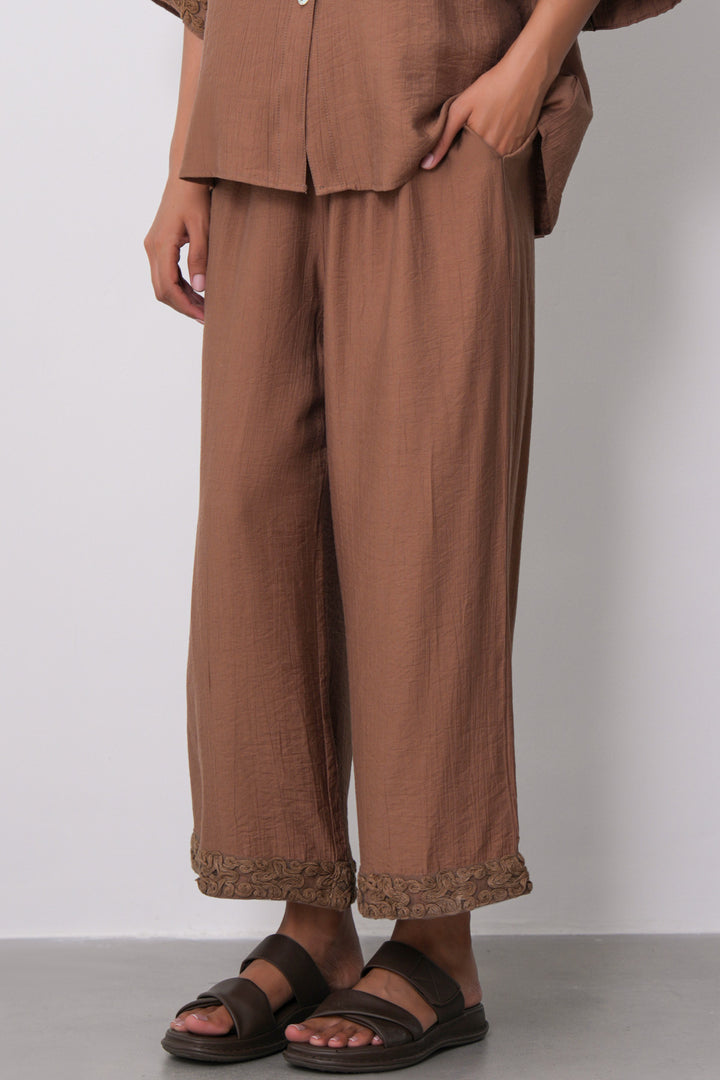 BROWN LACE TRIM CULOTTES
