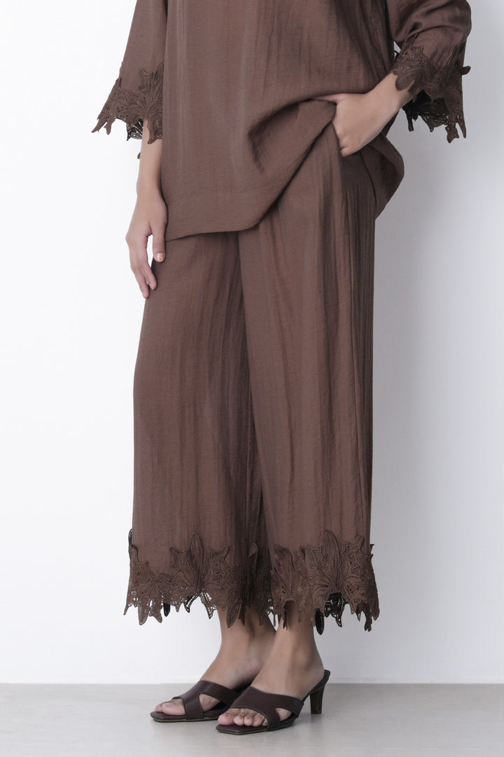 BROWN SOFT LACE CULOTTES