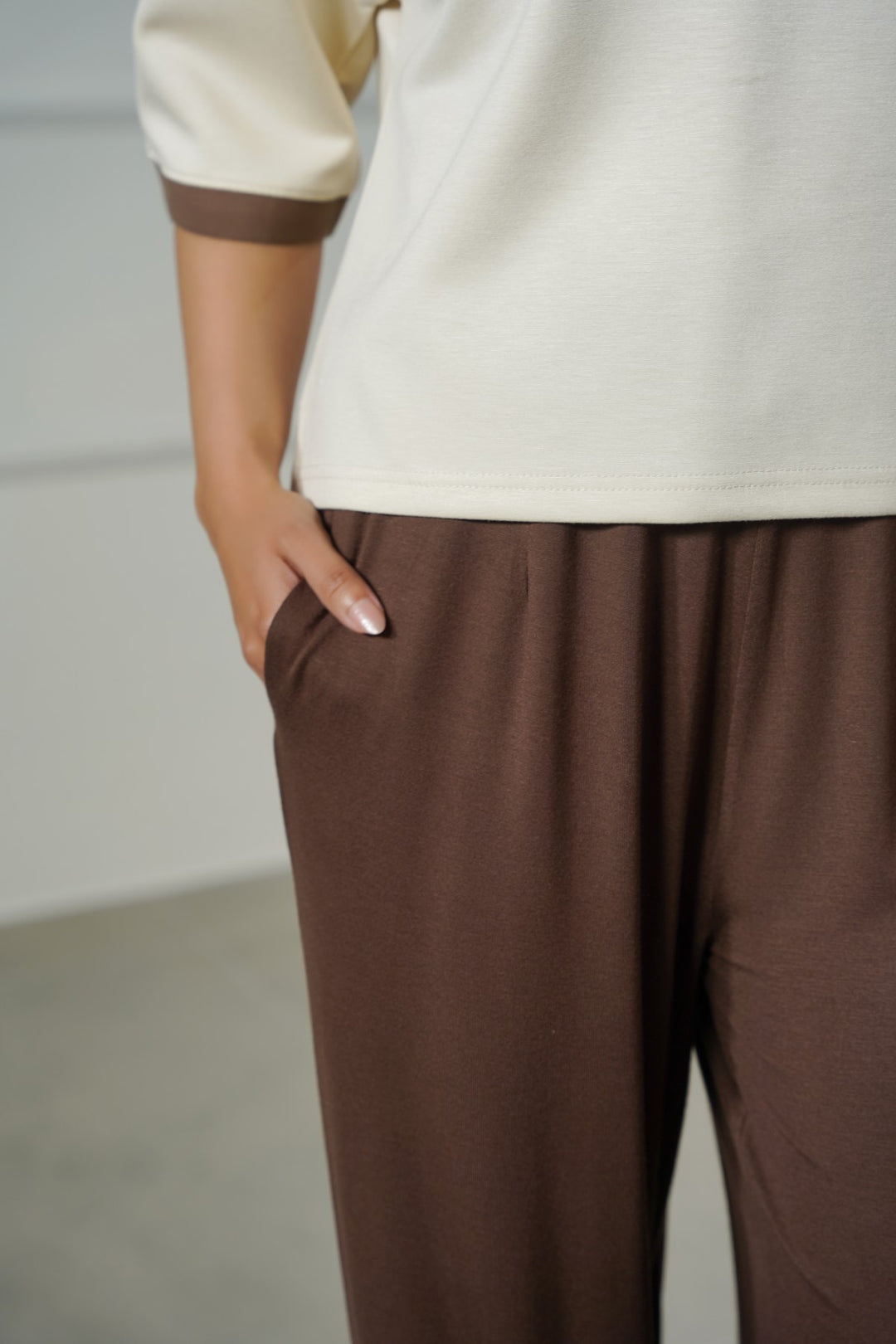 BROWN MODAL FLOWY PANTS