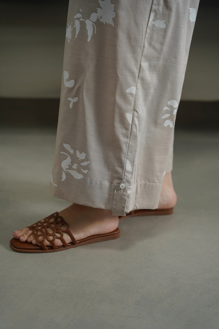 BEIGE PETAL IMPRINT CULOTTES