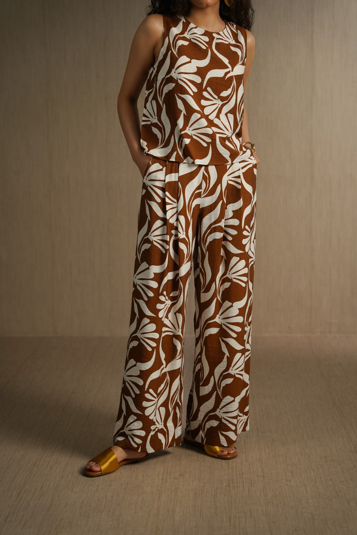 BROWN WHITE TROPIC FLOW PANTS