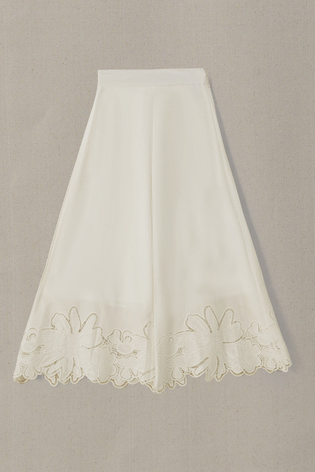 WHITE BOTANICAL CUTWORK PANTS