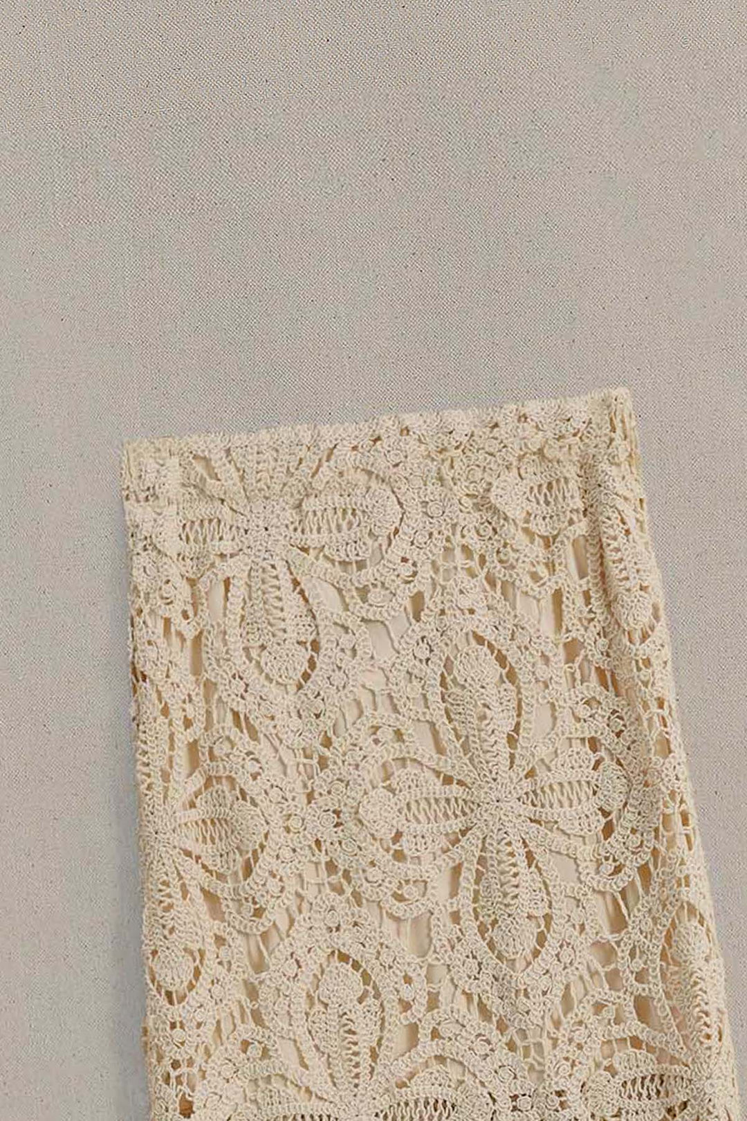 BEIGE TEXTURED CROCHET SKIRT