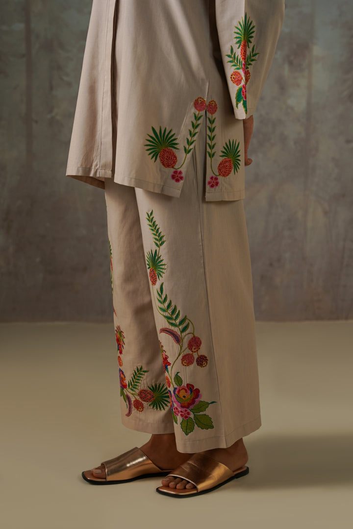 BEIGE TROPICAL ESCAPE BRODERIE CULOTTES