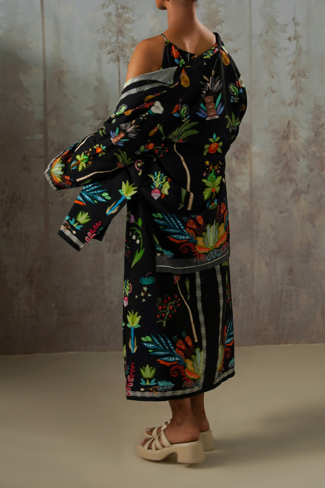 BLACK GREEN APPLE HALTER DRESS