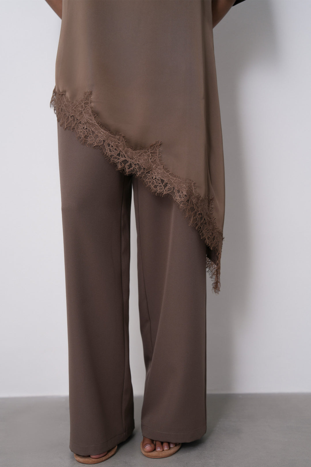BROWN LACE SILK BLOUSE