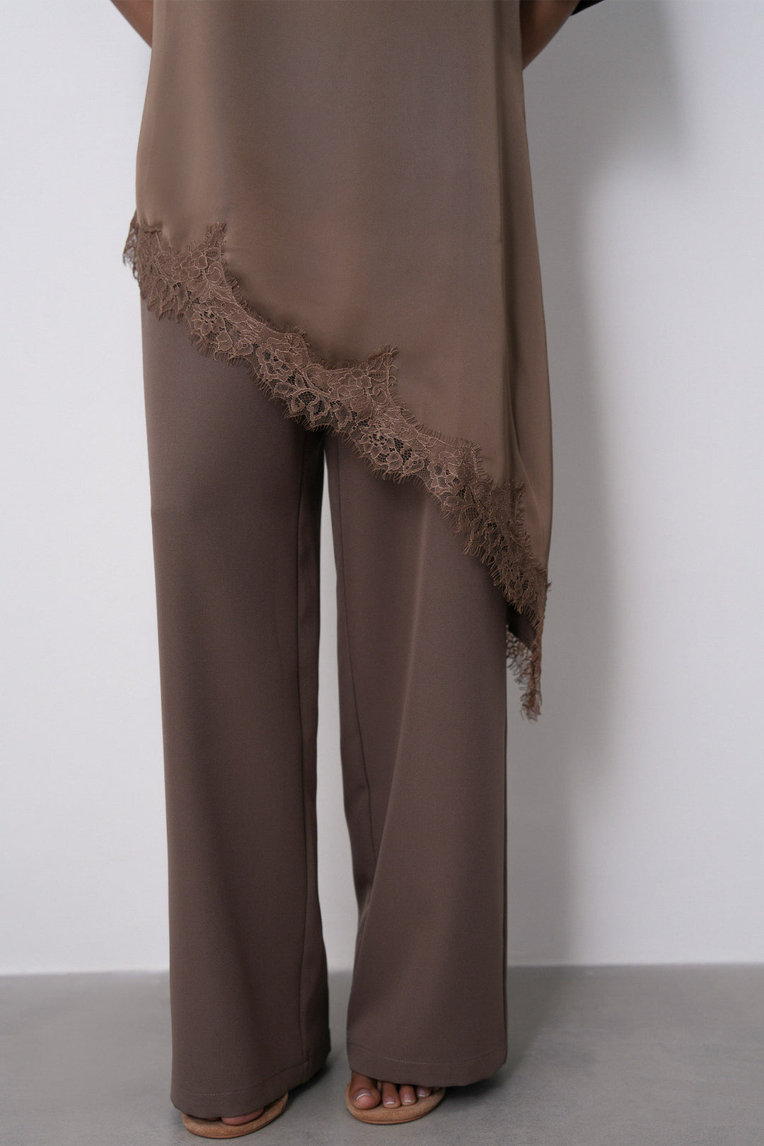 LACE SILK BLOUSE