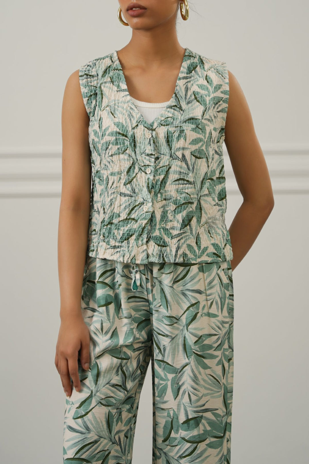 GREEN BAMBOO SMOCKED VEST