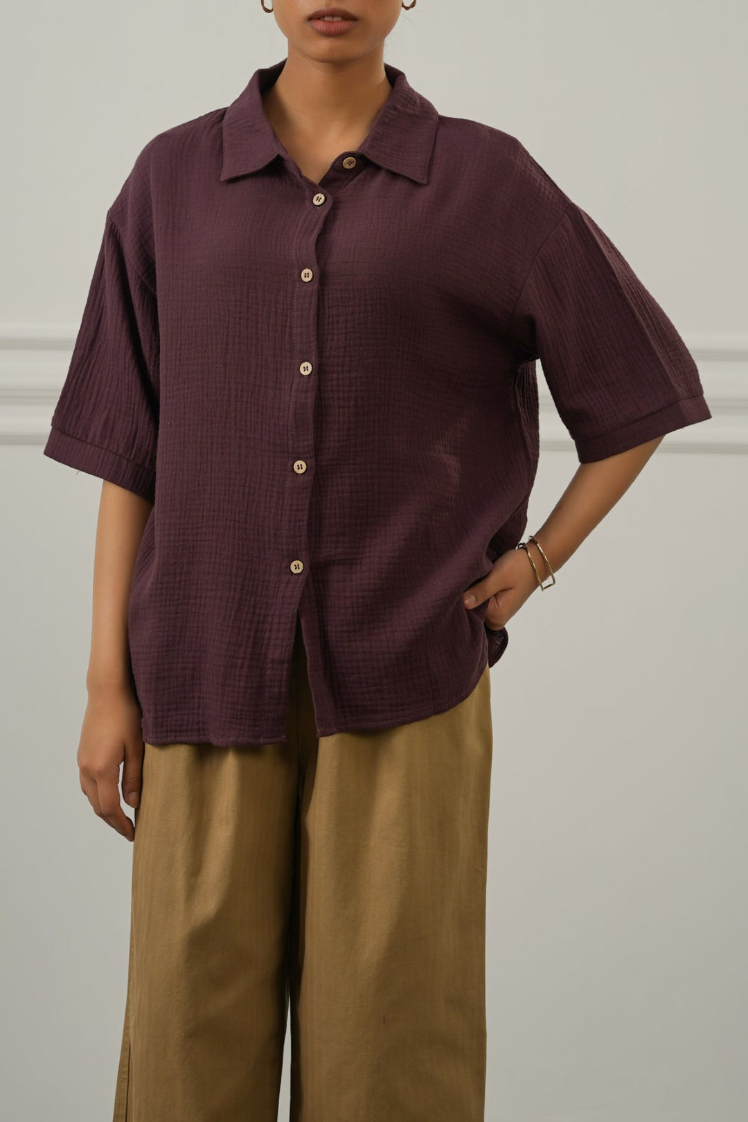 OX BLOOD BASIC MUSLIN SHIRT
