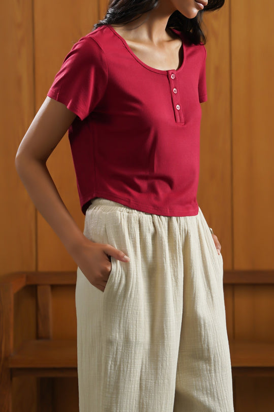 RED HENLEY CREW TEE