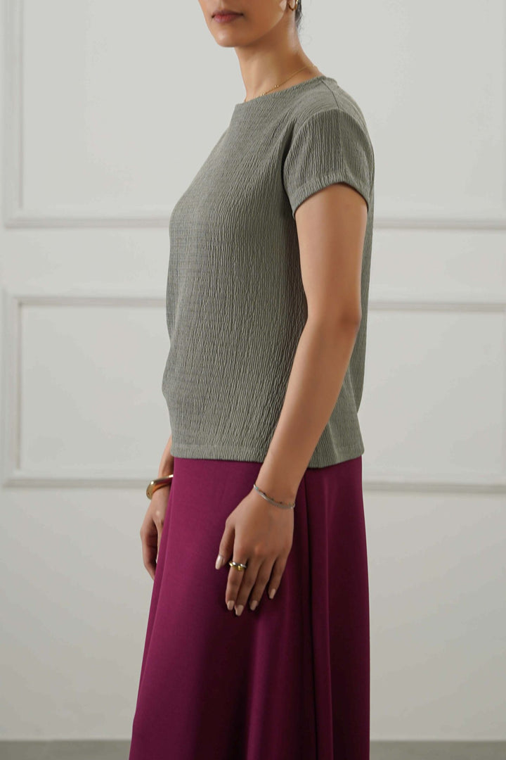 OLIVE PLEATED WAIST TEE
