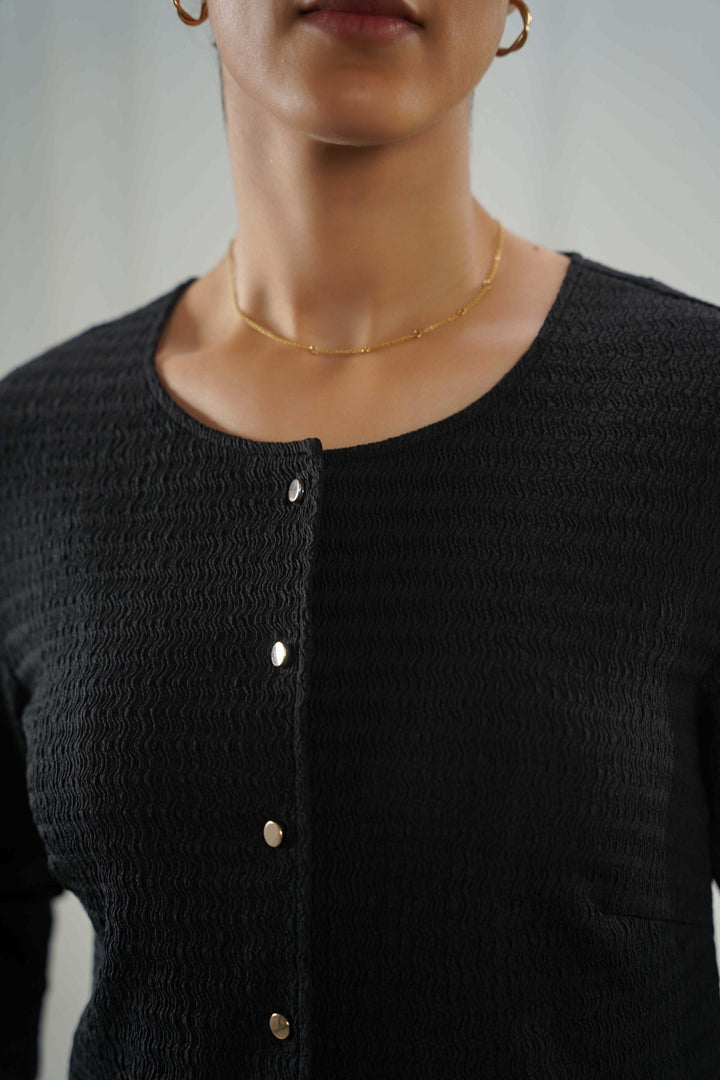 BLACK TEXTURED FITTED SHIRT