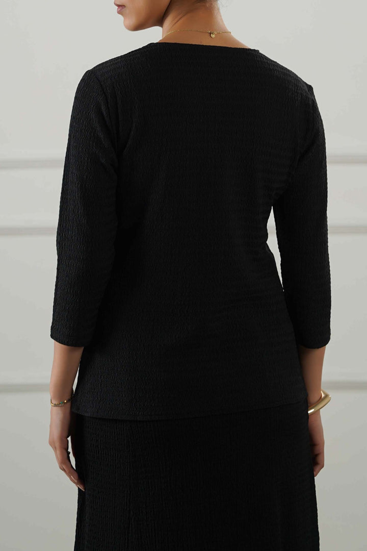 BLACK TEXTURED FITTED SHIRT