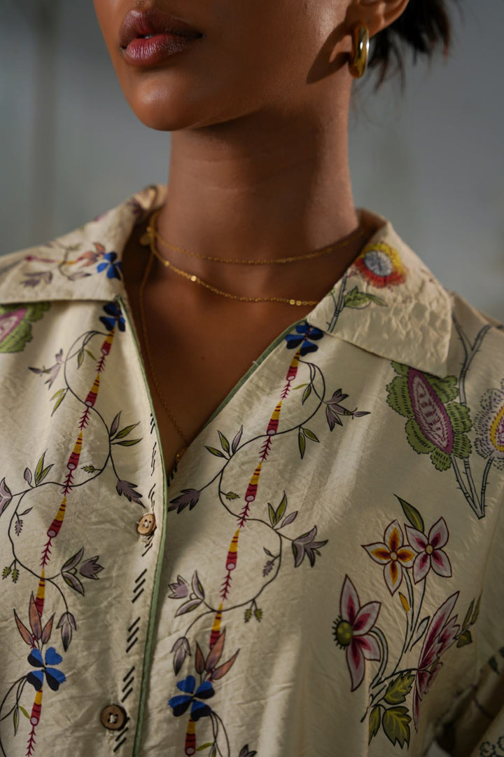 BEIGE VINTAGE FLORAL SHIRT