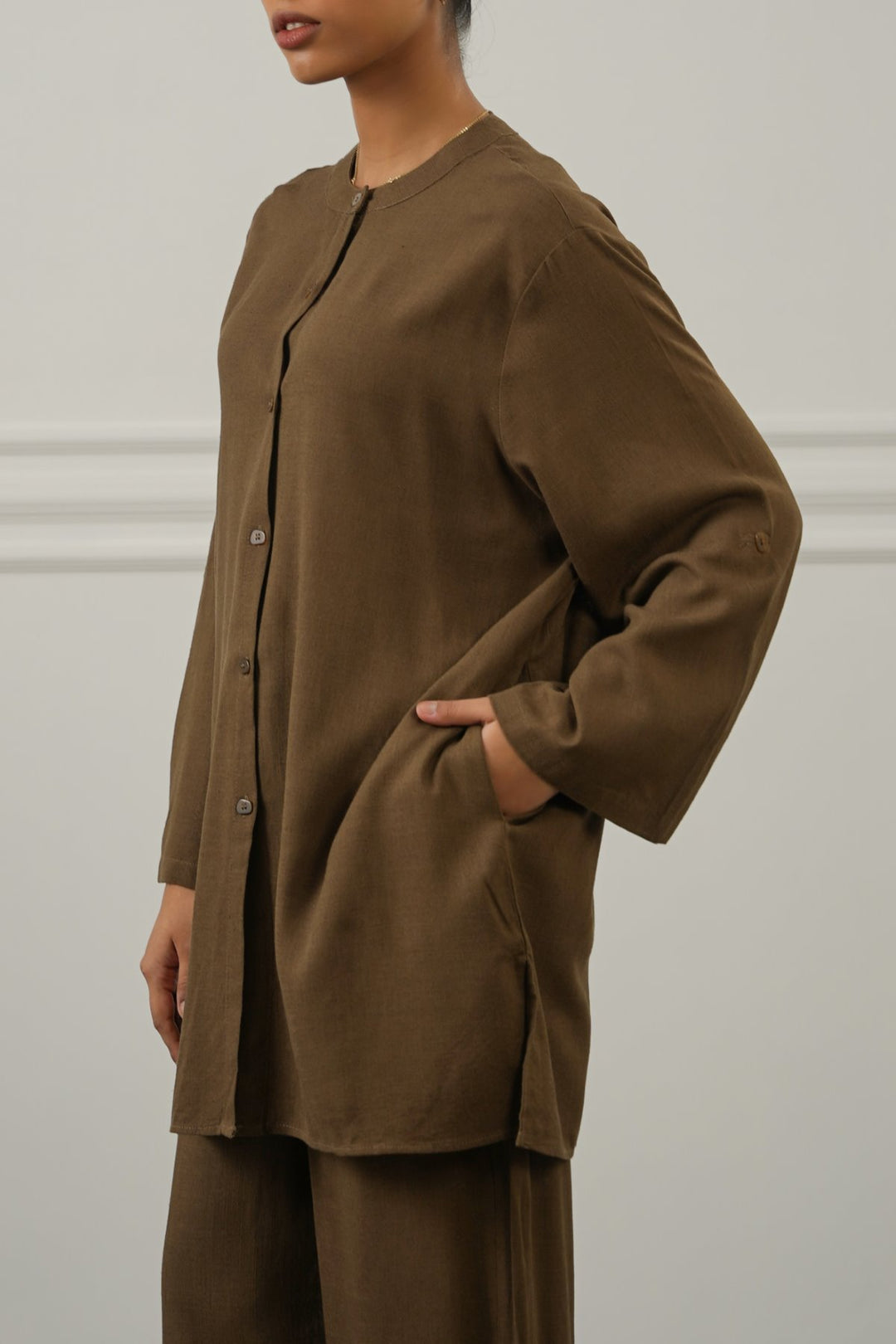 BROWN LINEN BLEND EASE SHIRT