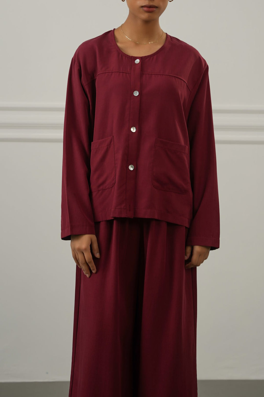 BURGUNDY TENCEL-LINEN POCKET BLOUSE