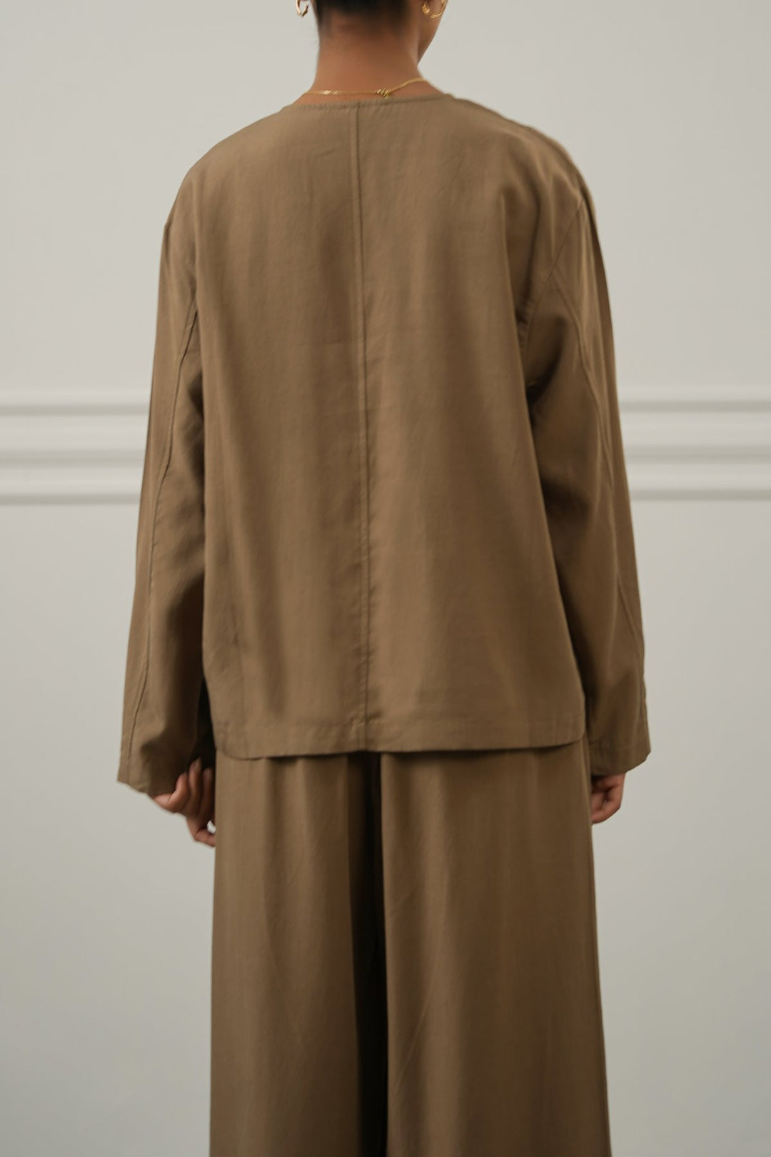 TAUPE TENCEL-LINEN POCKET BLOUSE