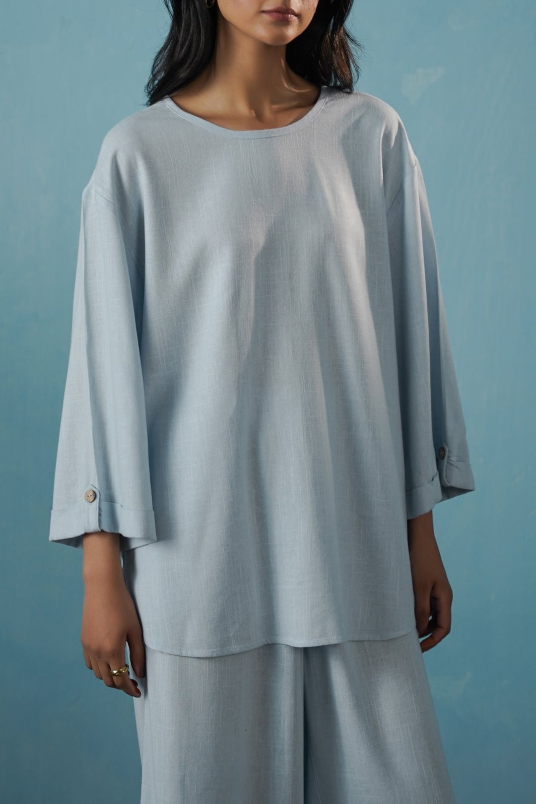 SKY BLUE EVERYDAY BACK BUTTON BLOUSE