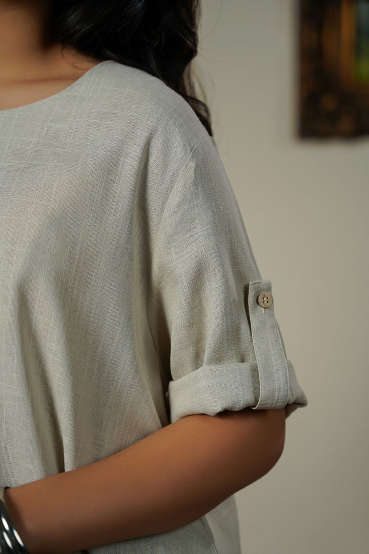 OAT WHITE SCOOP HEM LINEN BLEND TUNIC