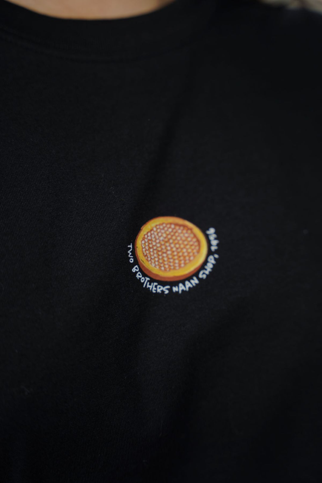 NAAN SHOP TEE