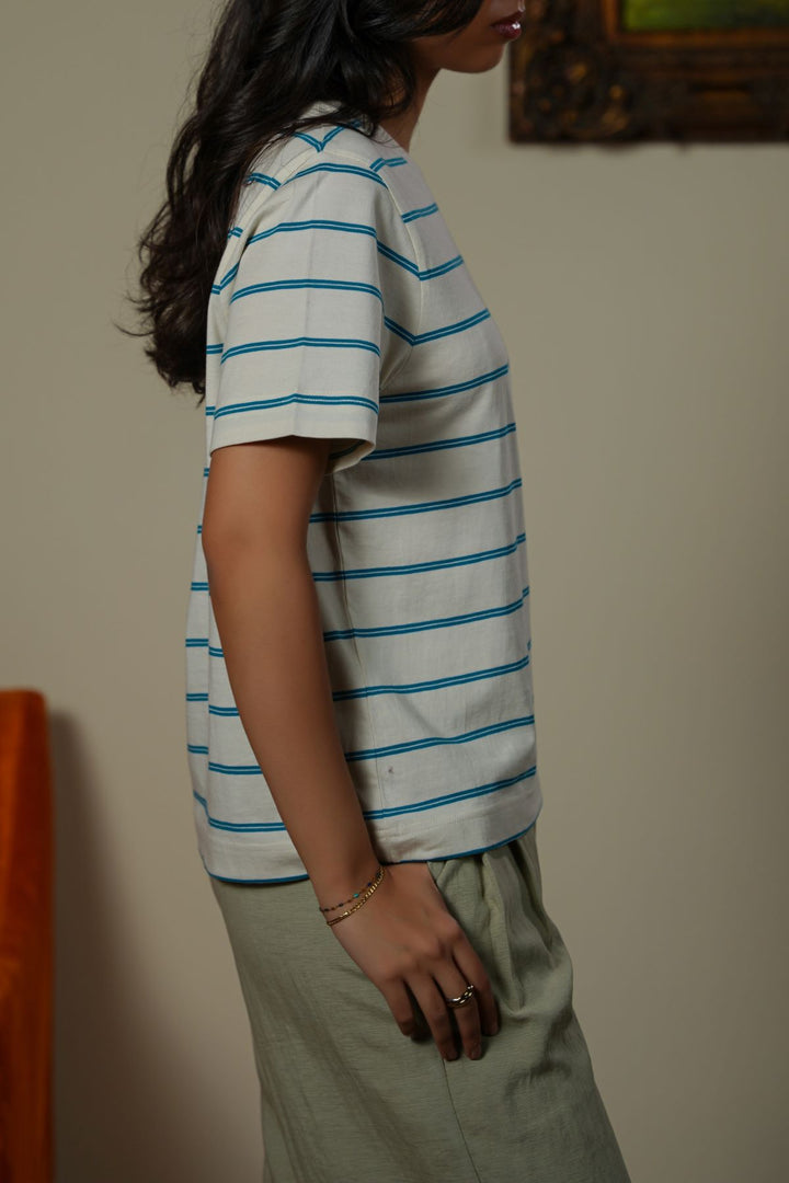 LIGHT BLUE WEEKEND STRIPE TEE