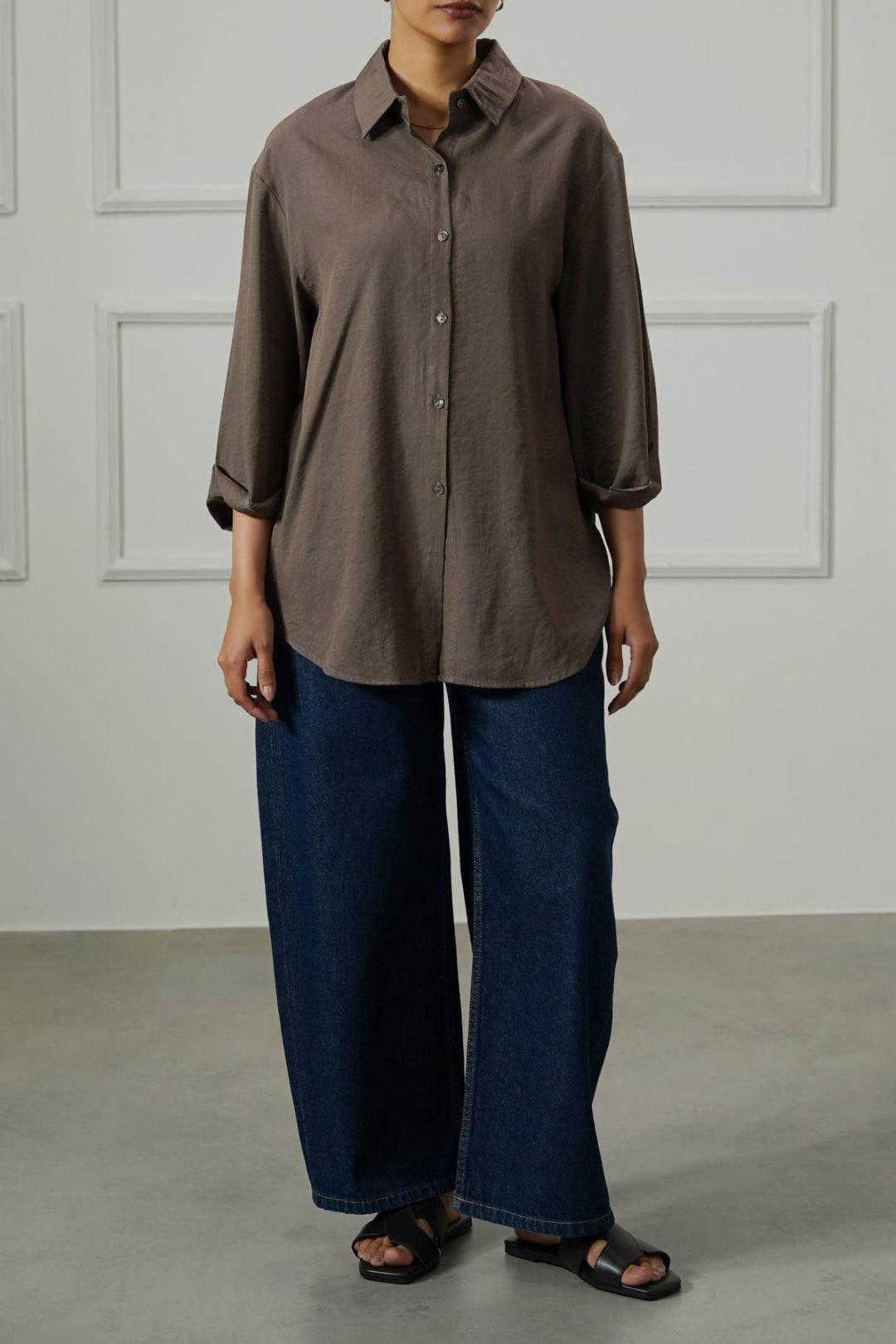 BROWN BACK SLIT BLOUSE