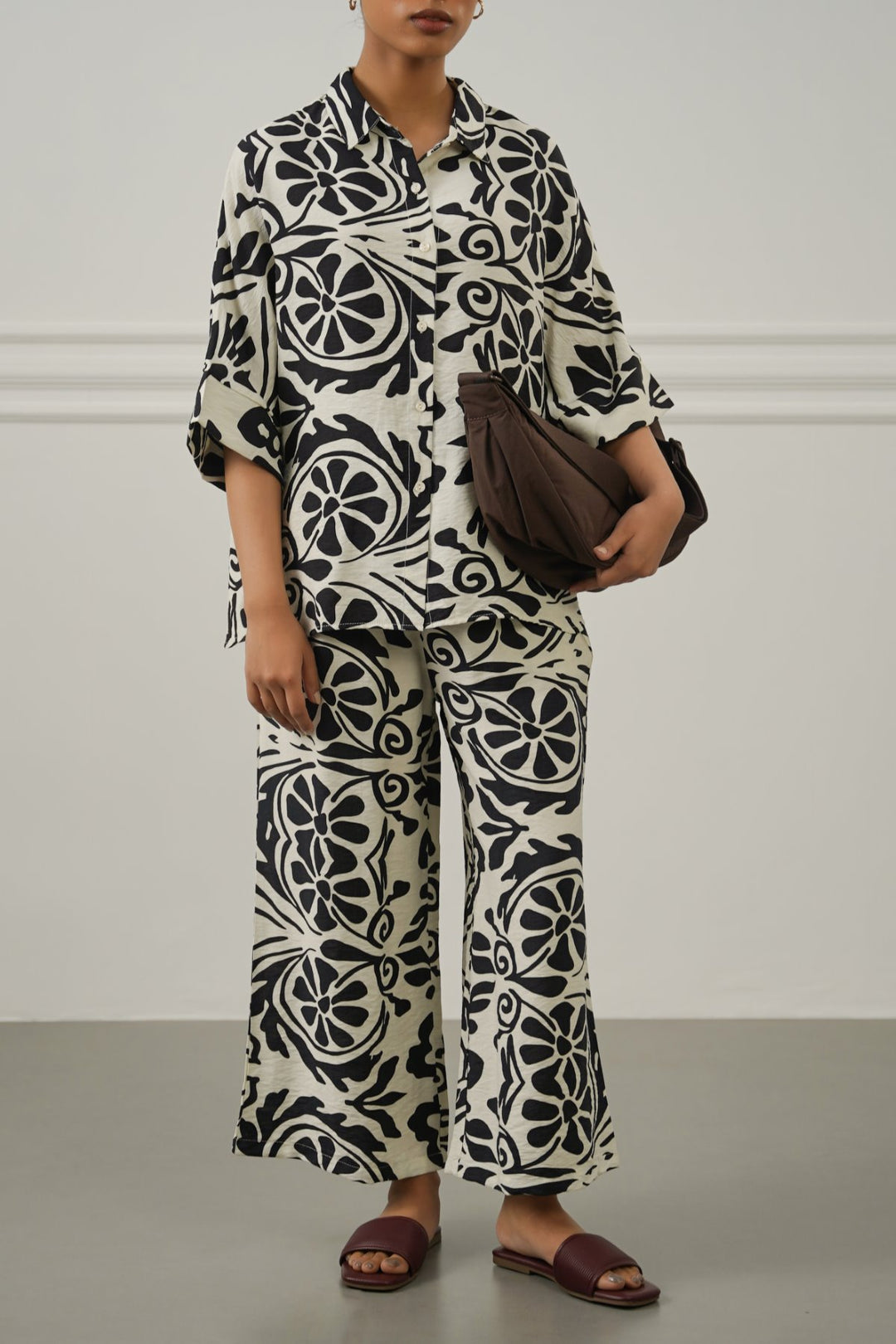BLACK MEDALLION RESORT SHIRT