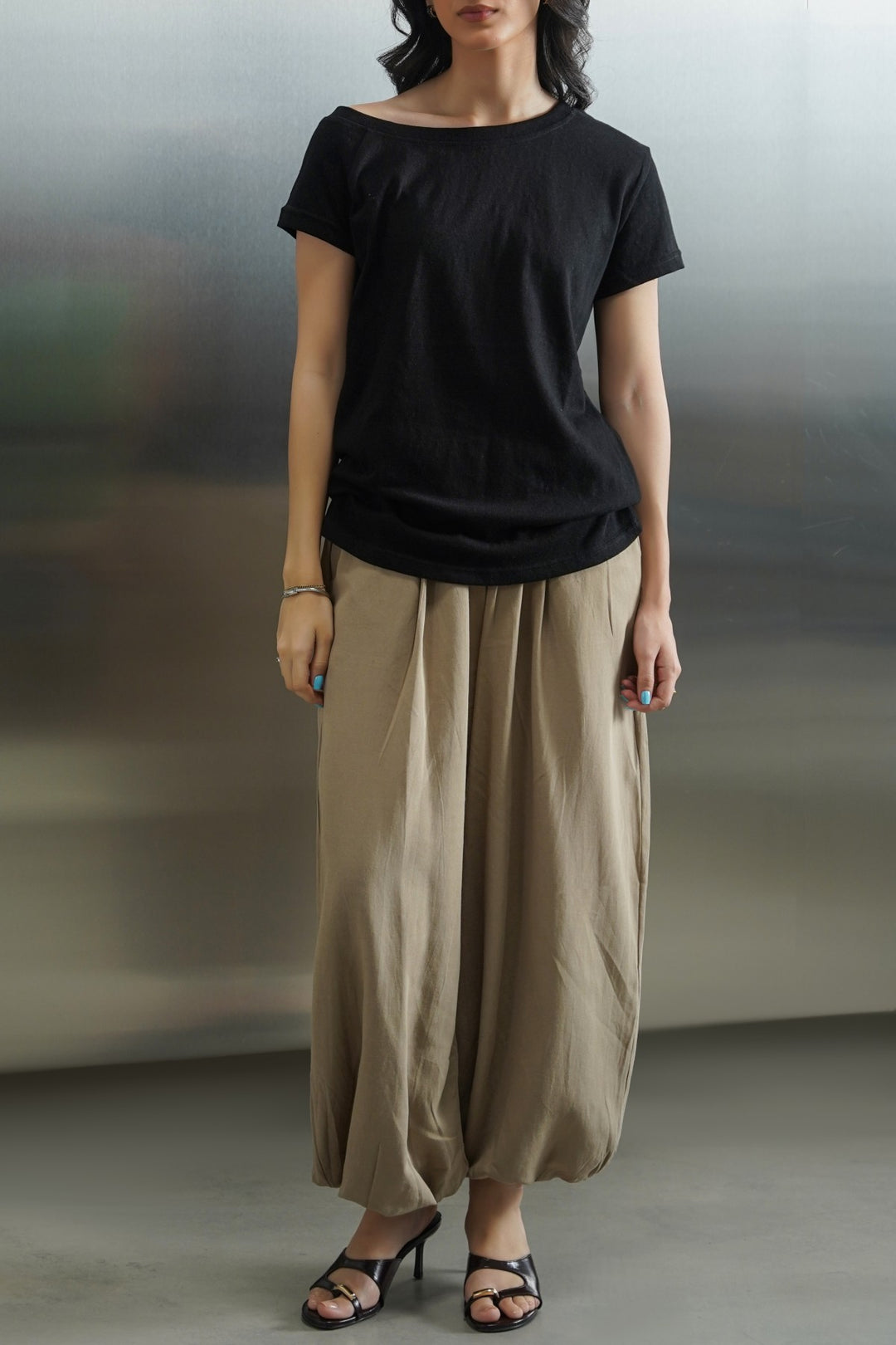 ASSYMETRICAL CUT TEE
