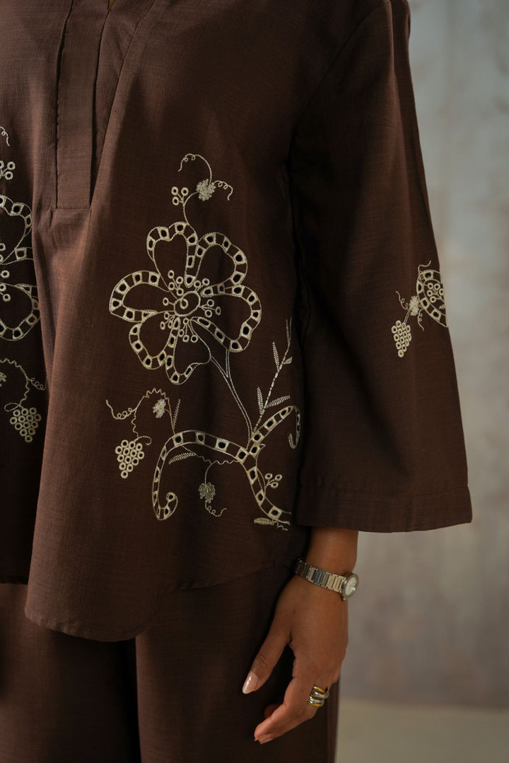 BROWN COCOA EYELET BLOUSE