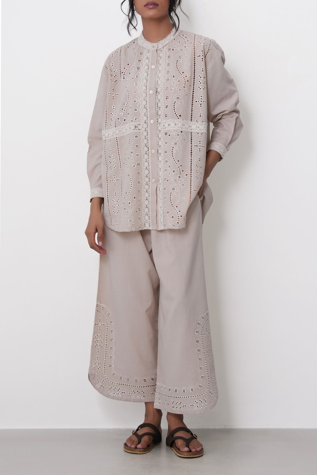 BEIGE FILIGREE LACE TUNIC